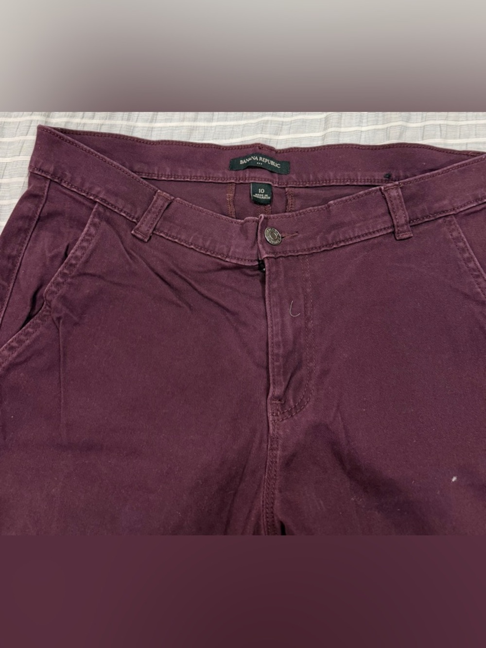 Banana Republic Women's size 10 Plum Straight-Leg Pants